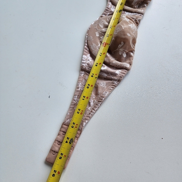 Soma Eva Strapless Bra 34C Satin Unlined Underwire Side Boning Tan Nude Floral - Picture 5 of 9